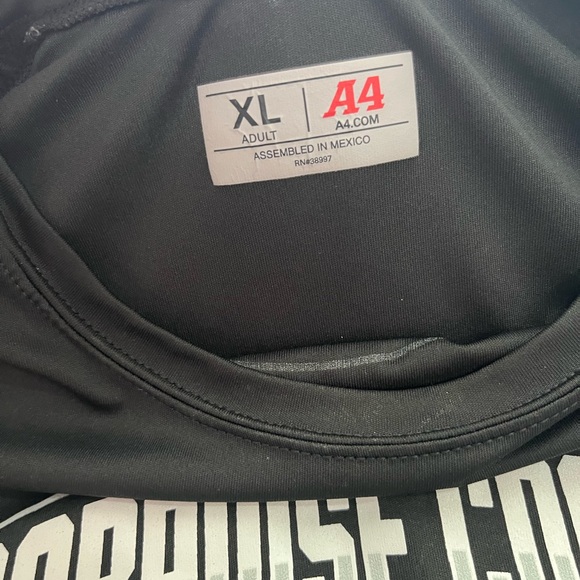 Paradise Coast Black Graphic Tee for Men Half Marathon & SK - Picture 9 of 10